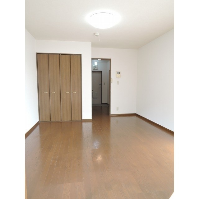 その他部屋・スペース　きれいな室内でゆっくりお休みいただけます。