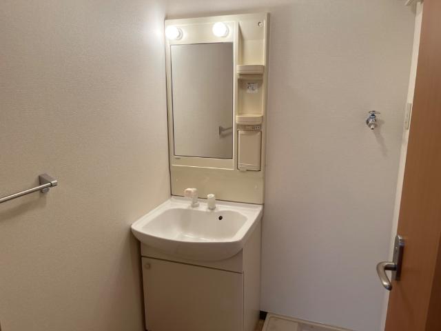 洗面設備　洗髪洗面化粧台