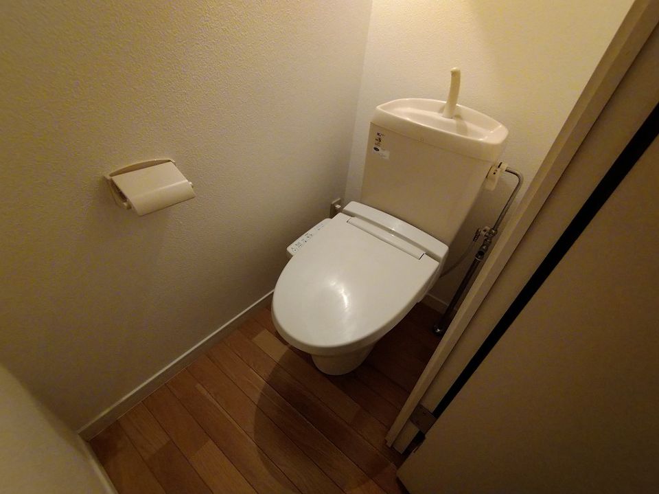 その他　温水洗浄便座設置