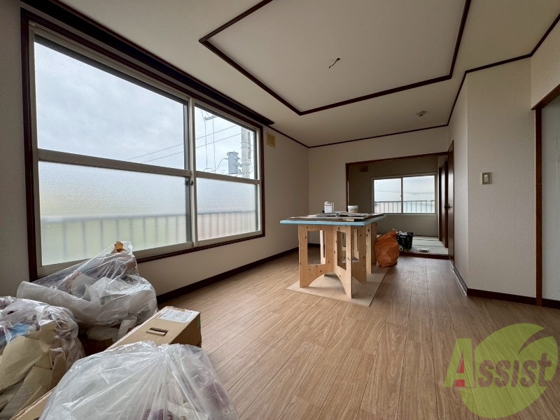 居室・リビング　広くてキレイなお部屋が広がっていて、充実した生活が送れそう。