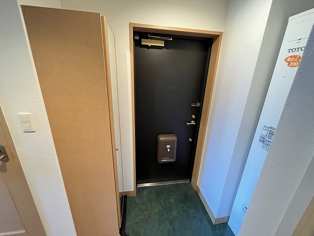 玄関　落ち着いた玄関です