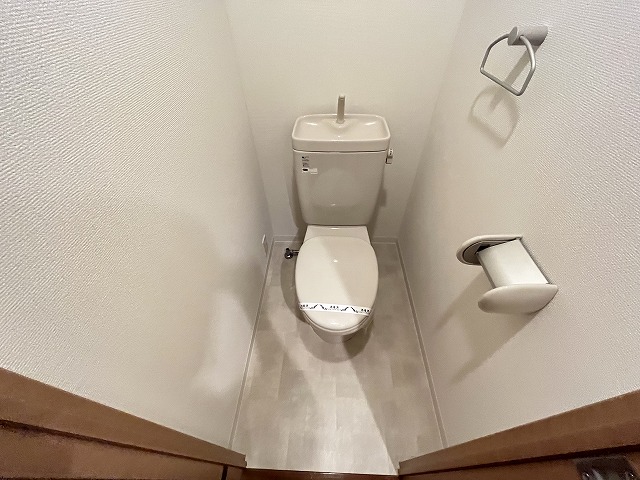 トイレ　トイレもきれいです