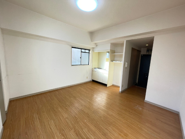 その他部屋・スペース　南向きの明るいお部屋