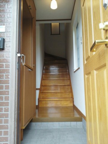 玄関　明るい玄関です