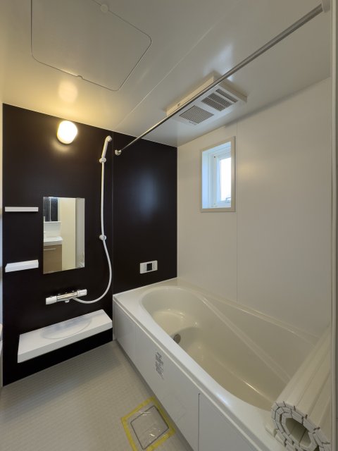 バス・シャワールーム　同物件別号室の写真です。