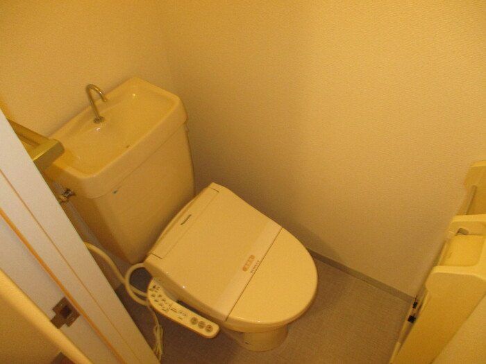 トイレ　トイレ