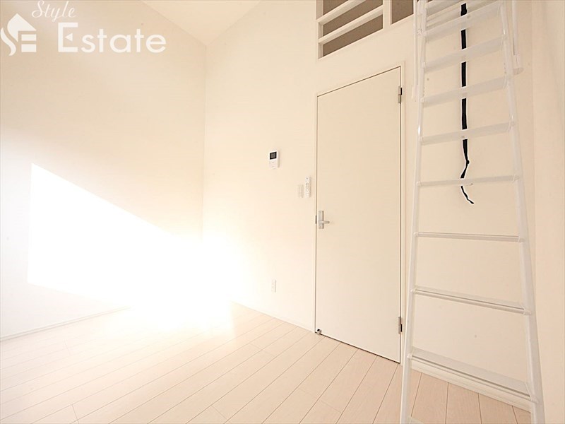 居室・リビング　内装