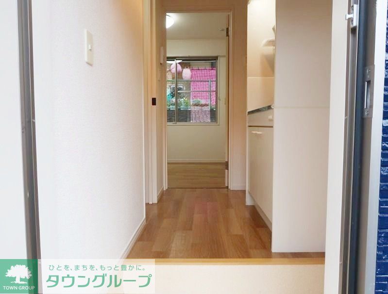 玄関　お問合せは【タウンハウジング】まで！※現地待合わせ相談可！