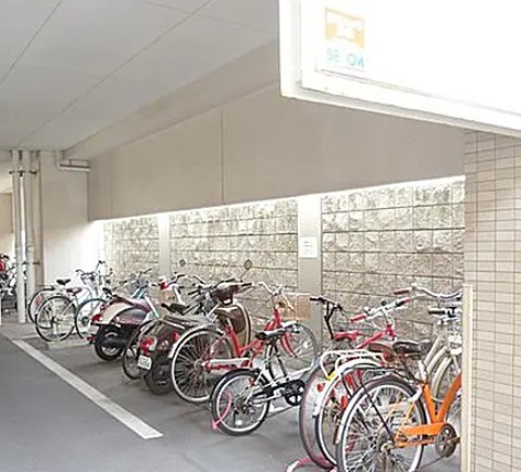 駐車場　駐輪場