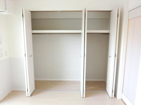 ソラージュ茨木　収納　下駄箱