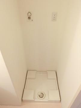 ソラージュ茨木　その他設備　洗濯機置場