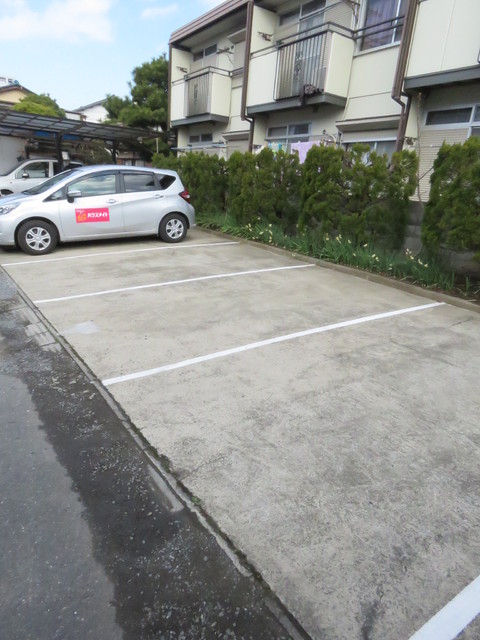 駐車場　平置き舗装駐車場※空き確認要