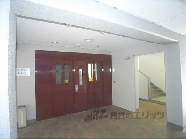 その他　エレベーター