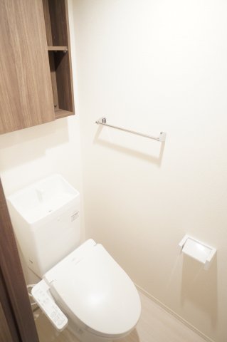 トイレ　※同物件・同タイプの写真です。