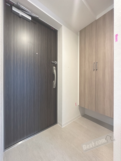 玄関　天井高シューズクローゼット付き♪