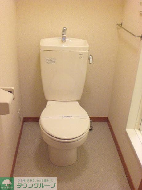 レオパレスサカワのトイレ写真