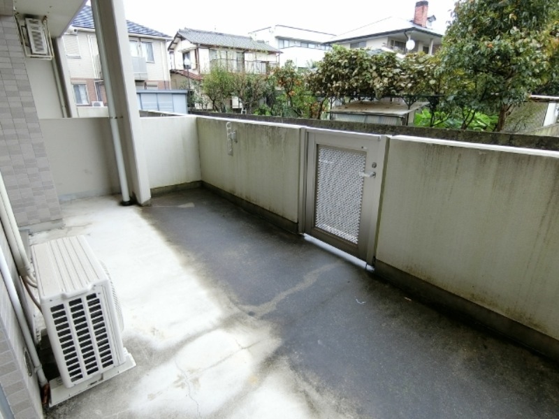 バルコニー　図面と現状に相違がある場合には現状を優先