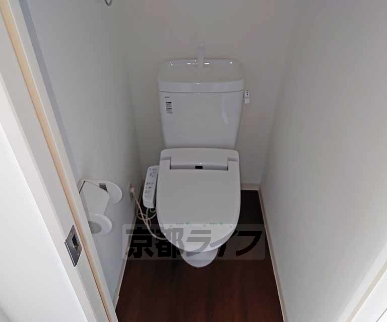 トイレ　清潔感のあるトイレです。