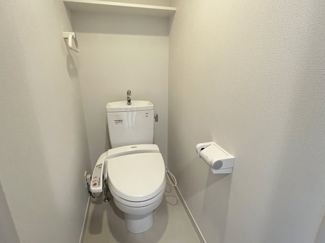 トイレ　※別部屋参考写真