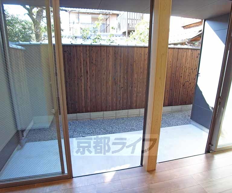 バルコニー　・お問い合わせは京都ライフまで・