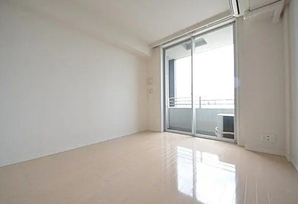 居室・リビング　別部屋の写真を使用しております。