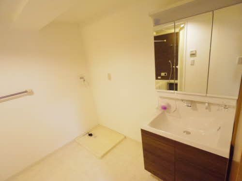 洗面設備　シャンプードレッサー