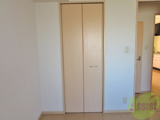 収納　クローゼットです。奥行もしっかりあります。