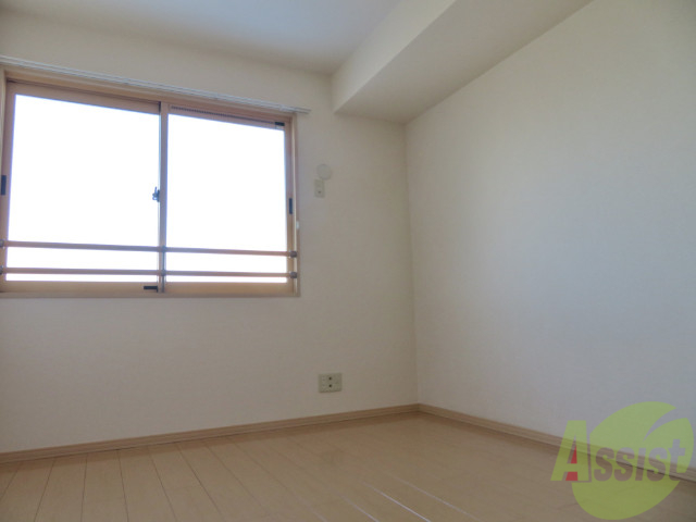 その他部屋・スペース　６帖の洋室です。寝室にいかがでしょうか？