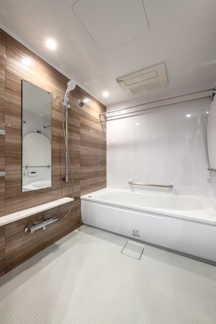 バス・シャワールーム　写真は同タイプ住居です