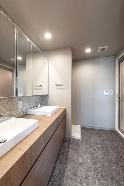 洗面設備　写真は同タイプ住居です