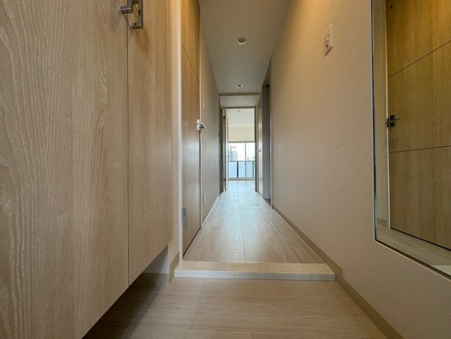玄関　詳細は、RISUMO江坂本店までお問合せください♪