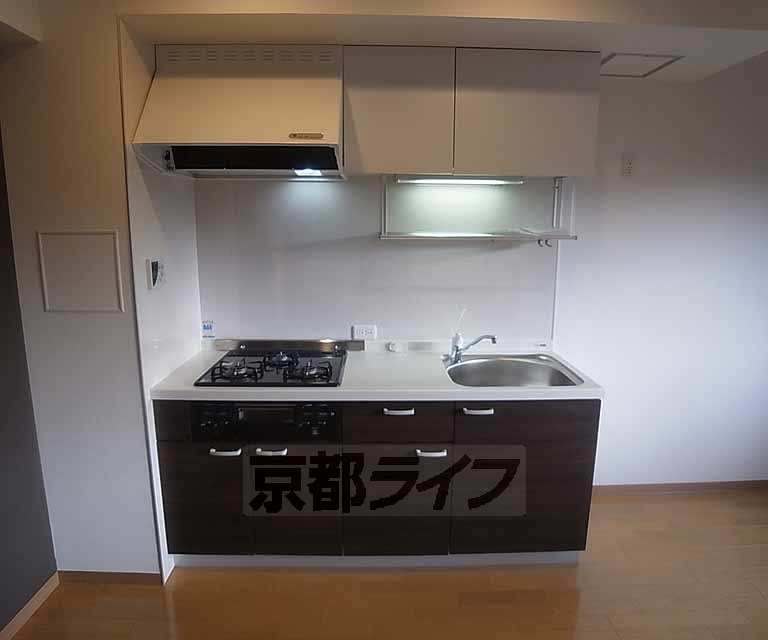 キッチン　広いキッチンスペース。