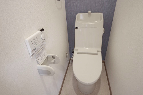 トイレ　トイレ