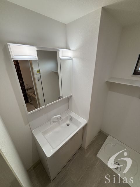 洗面設備　同仕様