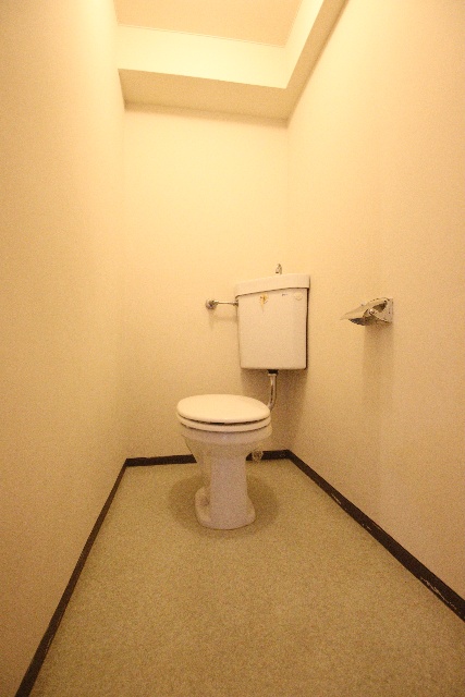 トイレ　別室の参考写真です。※現況優先