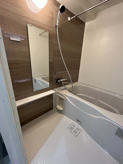 バス・シャワールーム　※掲載写真は同マンション別部屋参考写真となります。