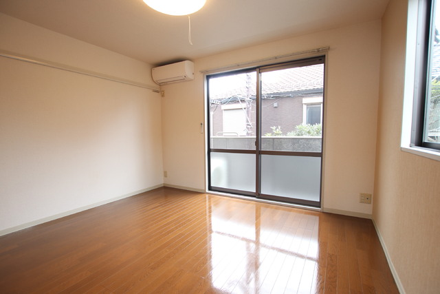 居室・リビング　照明は設備ではありません