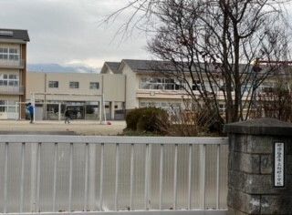 小学校　稲村小学校（小学校）まで850m