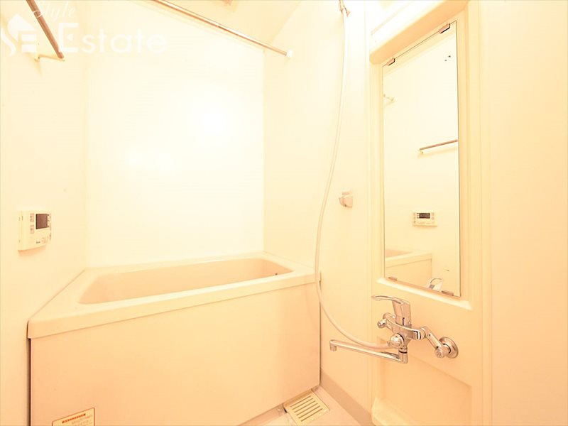 バス・シャワールーム　バスルーム