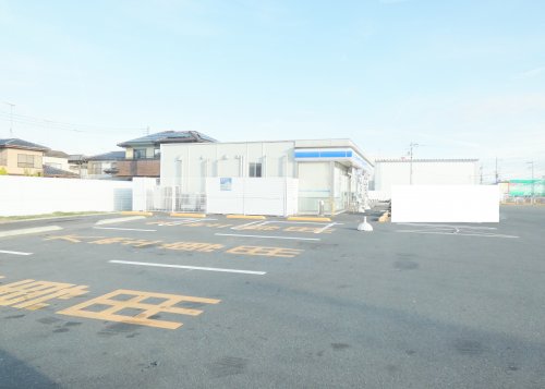 コンビニ　ローソン小山間々田店（コンビニ）まで841m