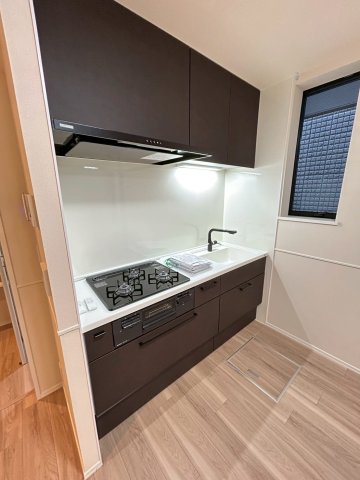 キッチン　★3口ガスシステムキッチン