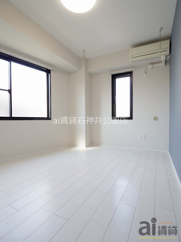 居室・リビング　同仕様写真