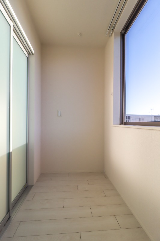 バルコニー　図面と現状に相違がある場合には現状を優先