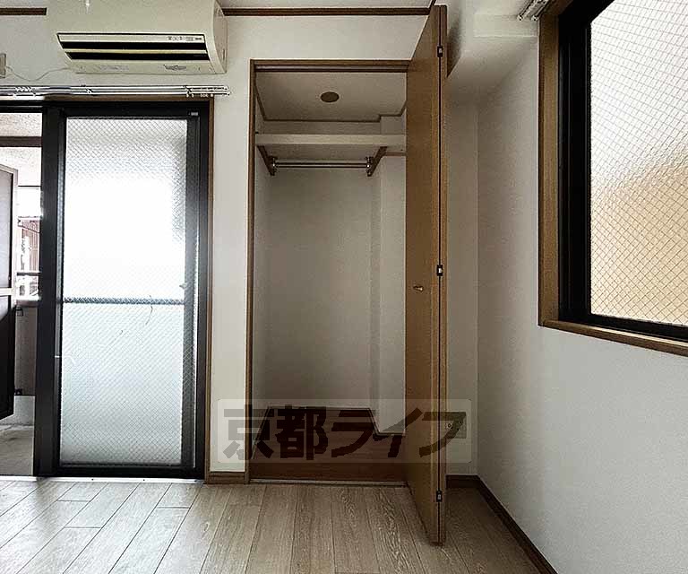 トイレ　嬉しいウォシュレット付き！