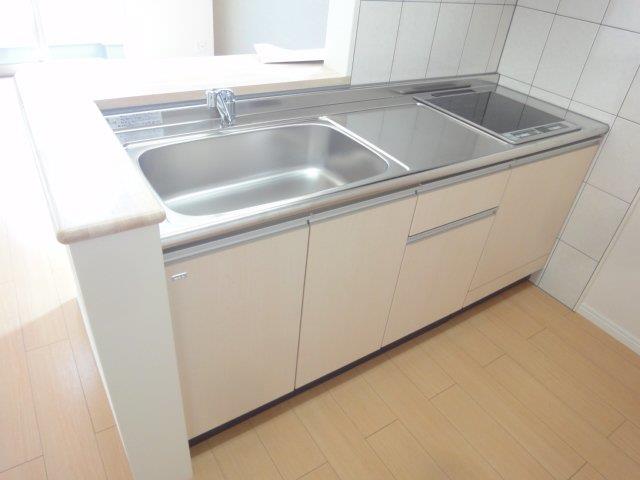 キッチン　キッチン（イメージ）