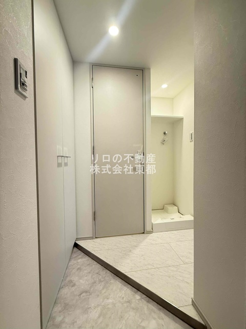 玄関　玄関から見たお部屋です☆