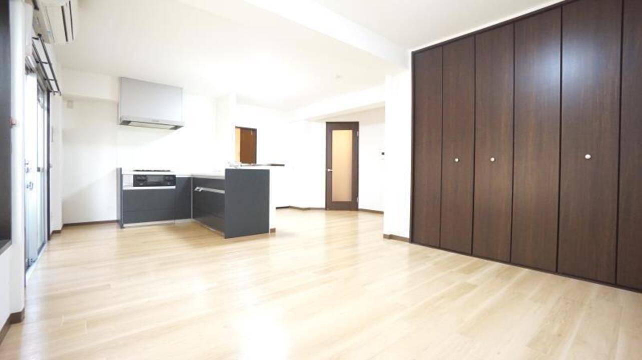 居室・リビング　リビング