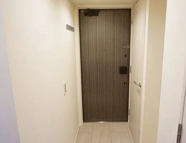 玄関　落ち着いた玄関です