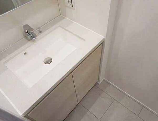 洗面設備　使いやすい洗面所です