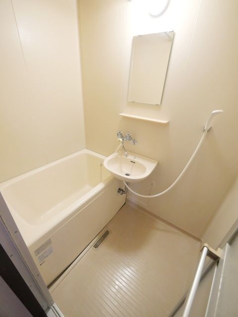 バス・シャワールーム　★バスルームです★